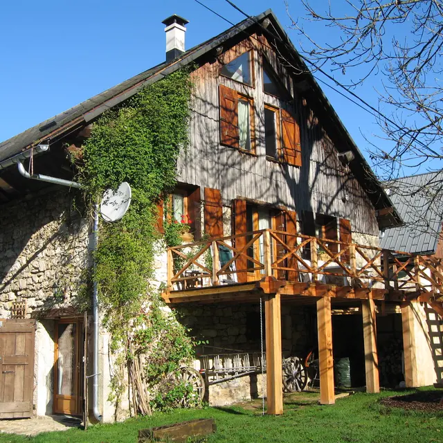 Gîte La Grange & L'Arrosoir - St Pierre d'Entremont