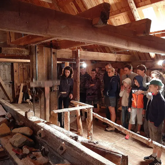 Visite guidée de l'ancienne scierie hydraulique de Méolans-Revel