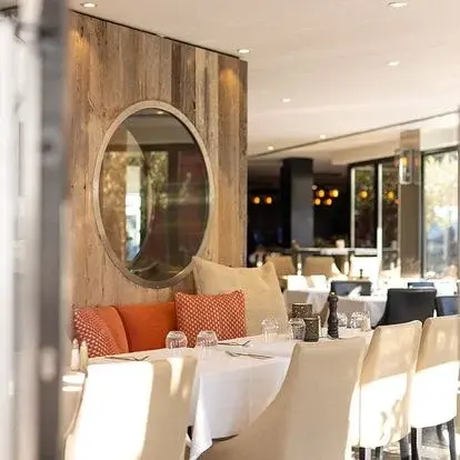 Le Café by Vesuvio_Cannes