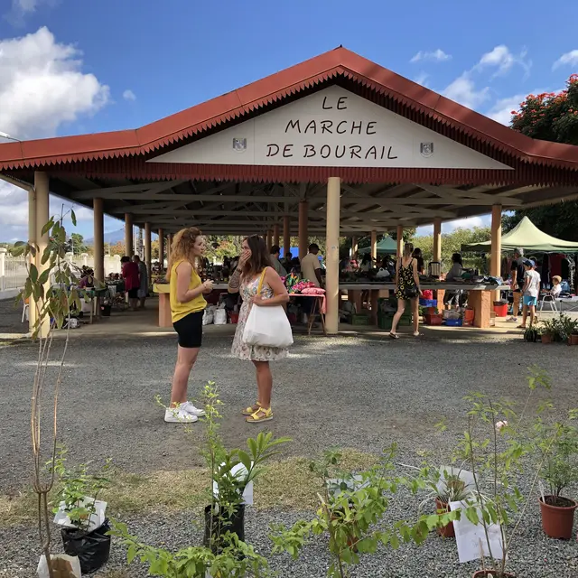 Marché de Bourail