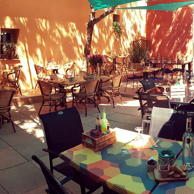 Café du Midi à La Celle