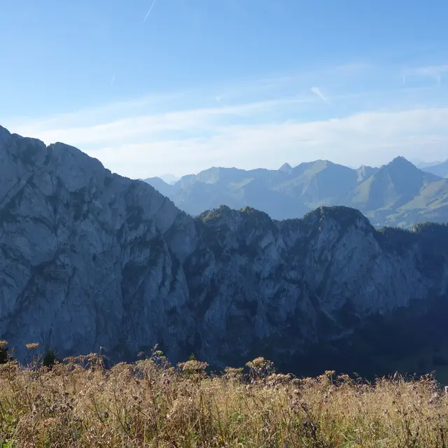 Arête du Mont Chauffé depuis la Pointe de Lachau