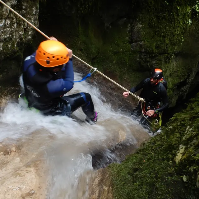 Canyoning dans les gorges de Chailles