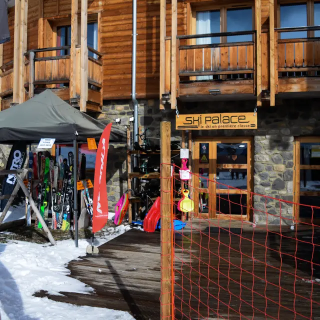 Ski Palace - Le Ski en Première Classe