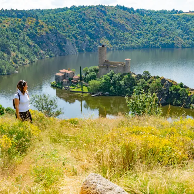 Vue sur l'île de Grangent