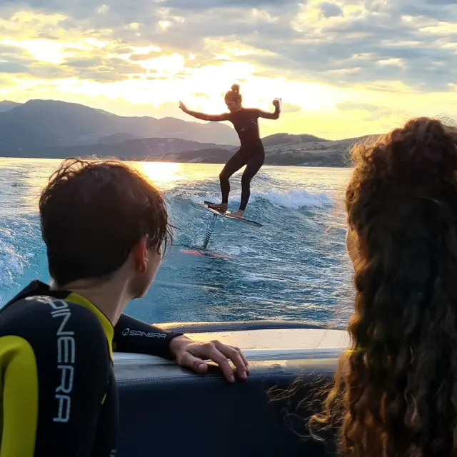 Wakesurf Serre-Ponçon - Sud Escapades SAVINES-LE-LAC