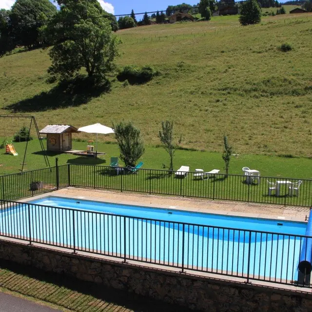Aux-chalets-des-alpes, Crest-Voland, Savoie Piscine
