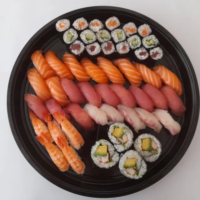 plateau de sushi