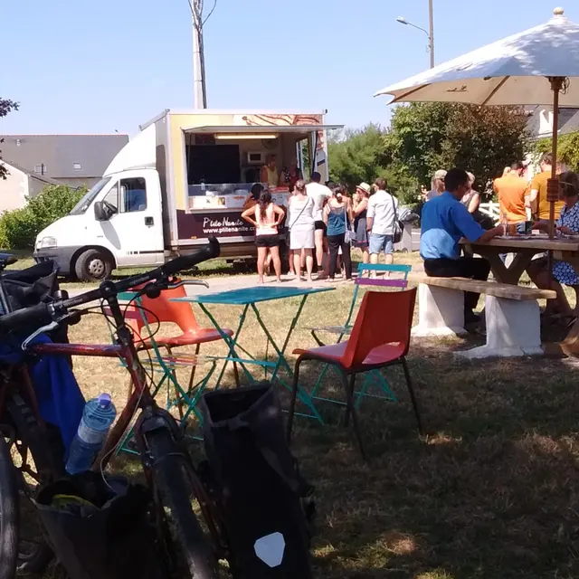 Pause Gourmande, Le Carrefour