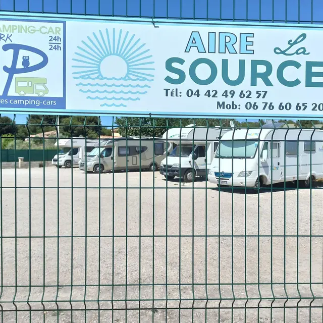 Aire de camping-cars La Source