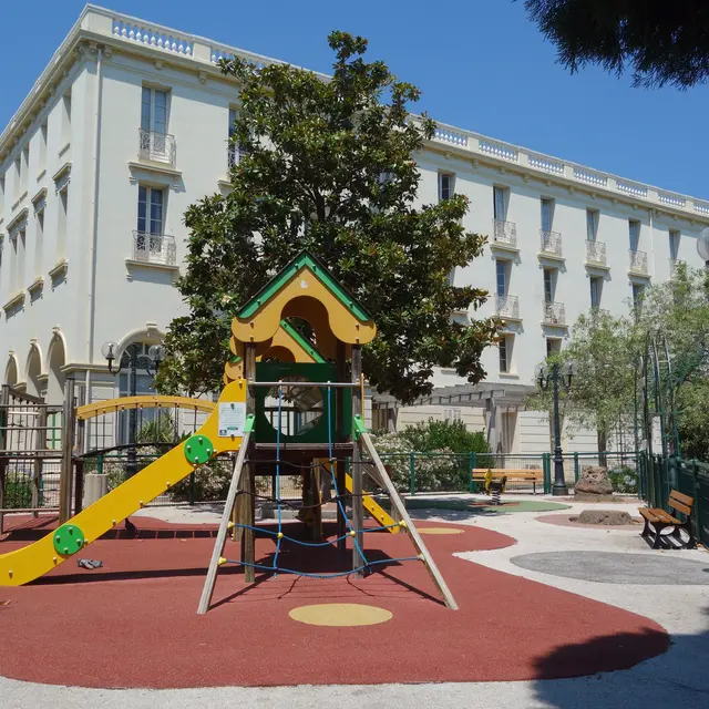 jardin d'enfants hyères centre ville