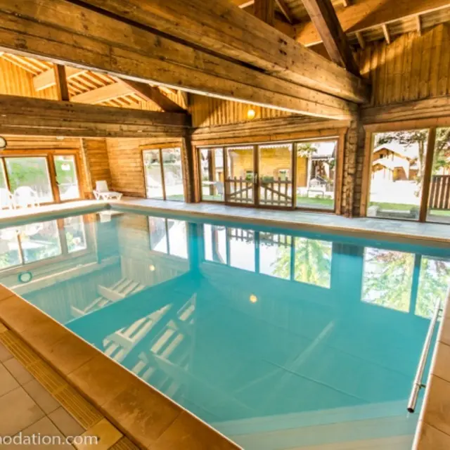 Alps Accommodation - Chalet Booboo