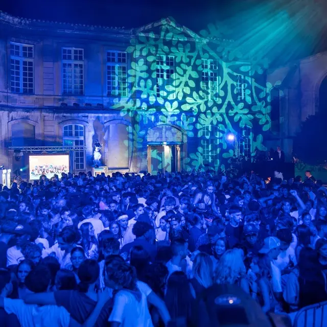 Bodega El Deportivo - Feria de Pâques_Arles
