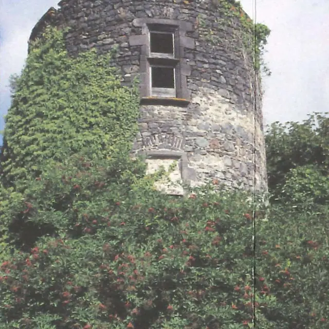Tour du château de Marsat