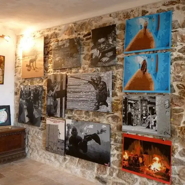 Galerie Republiq'art Hyères centre-ville
