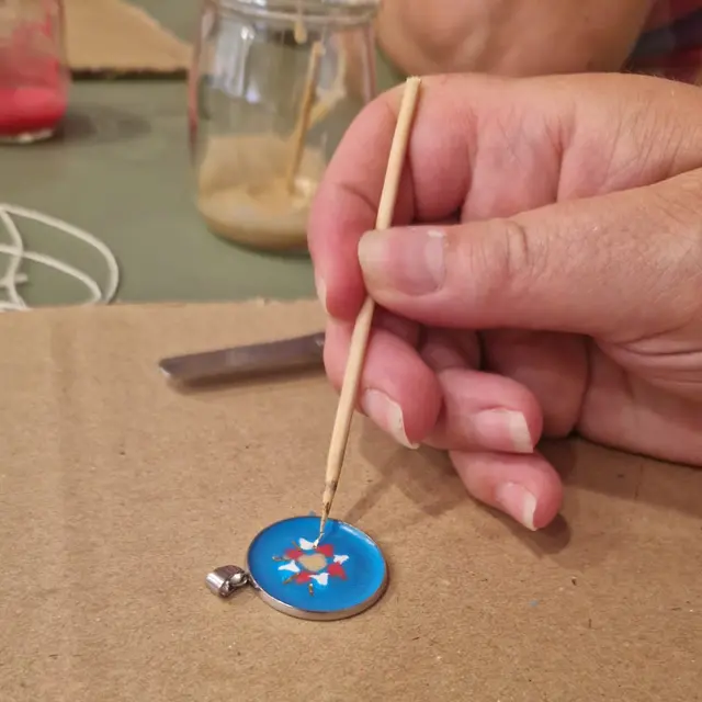 A la découverte des émaux bresans_Courtes