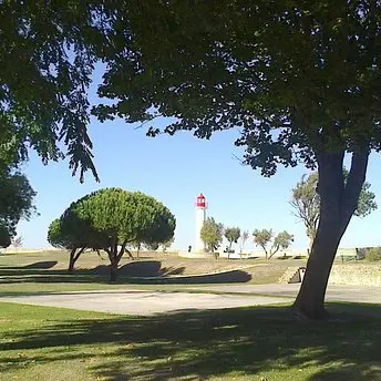 Aire de pique nique du parc de la Barbette
