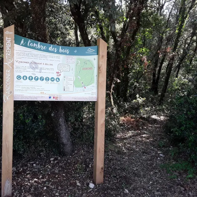 Randonnée à l'ombre des bois Seillons-Source-d'Argens