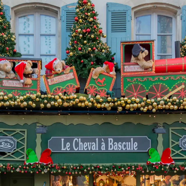 Saint-Rémy-de-Provence aux couleurs de Noël_Saint-Rémy-de-Provence