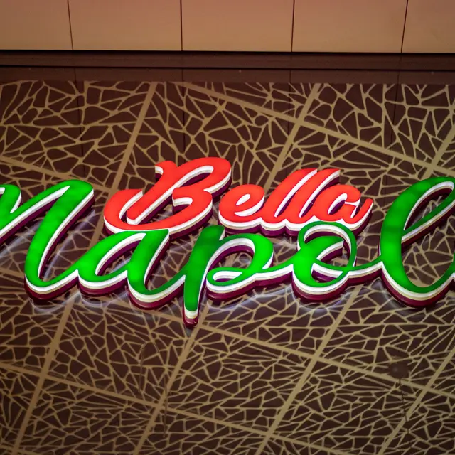 Bella Napoli