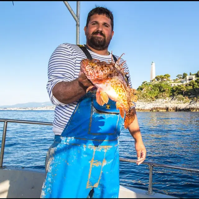 Arnaud ALLARI Pêcheur.jpg