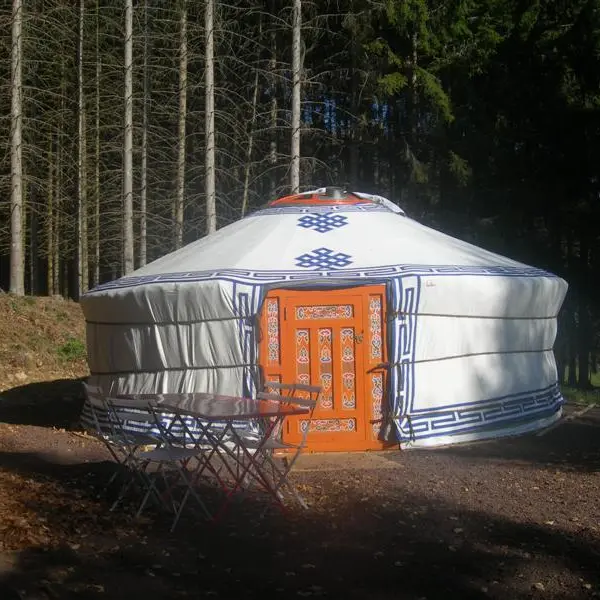Extérieur yourte