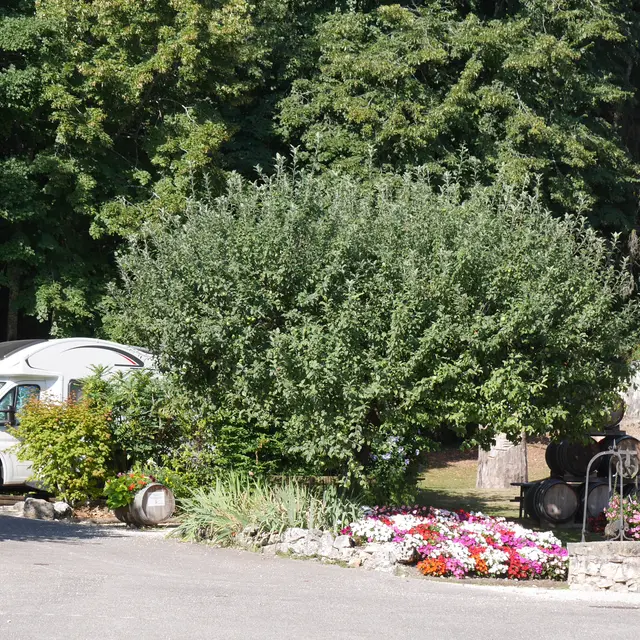 Aire d'accueil pour camping-cars Caveau Bugiste Vongnes
