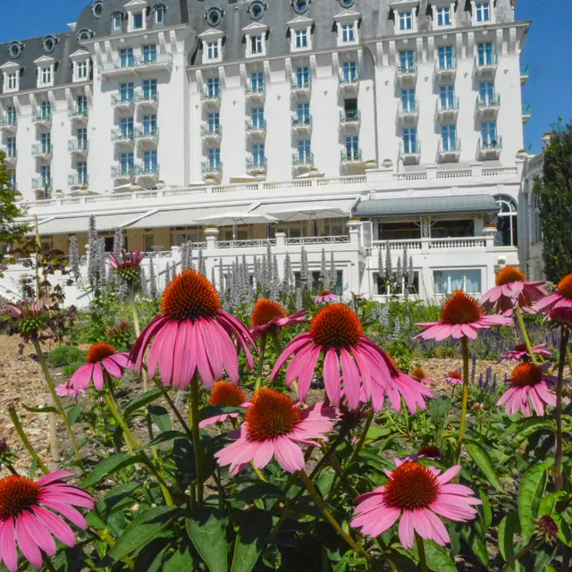 Visite en plein air - L'Impérial côté plage_Annecy