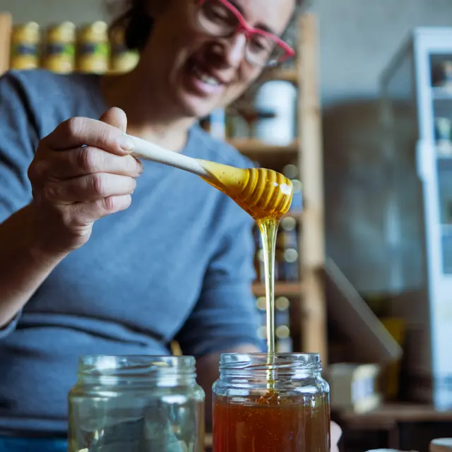 Vente de miel et produits apicoles Ô rucher de Julie_La Buisse