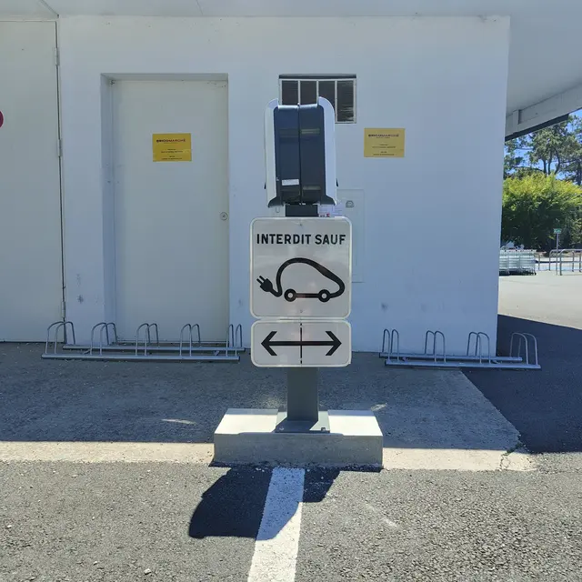 Borne de recharge électriques