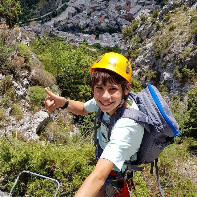 Via ferrata accompagnée - La Voie des Hérétiques  - La Voie du Château - Jordi Le Martelot_Tende