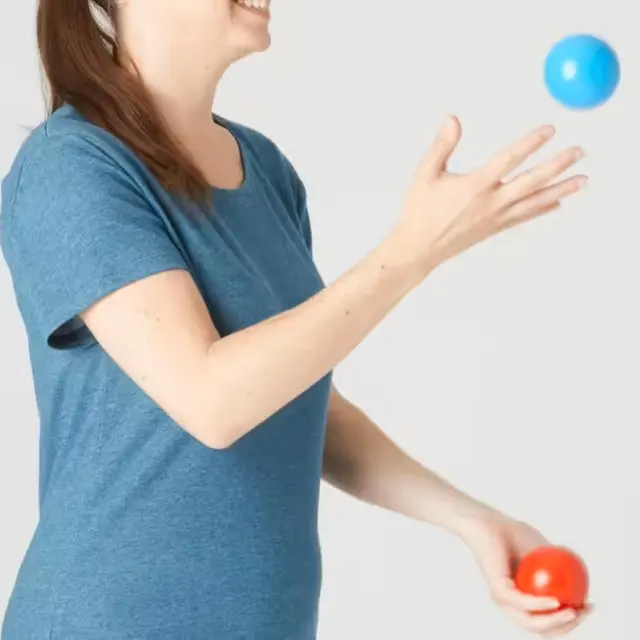 Entrainement bolas et jonglage_Isola 2000