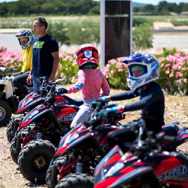 Quad famille_Le Castellet