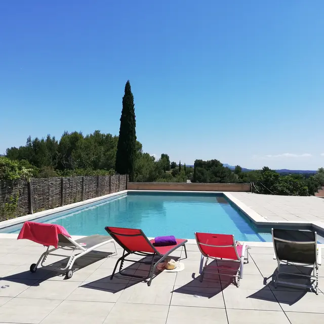 Garrigues Vallée des Baux Paradou