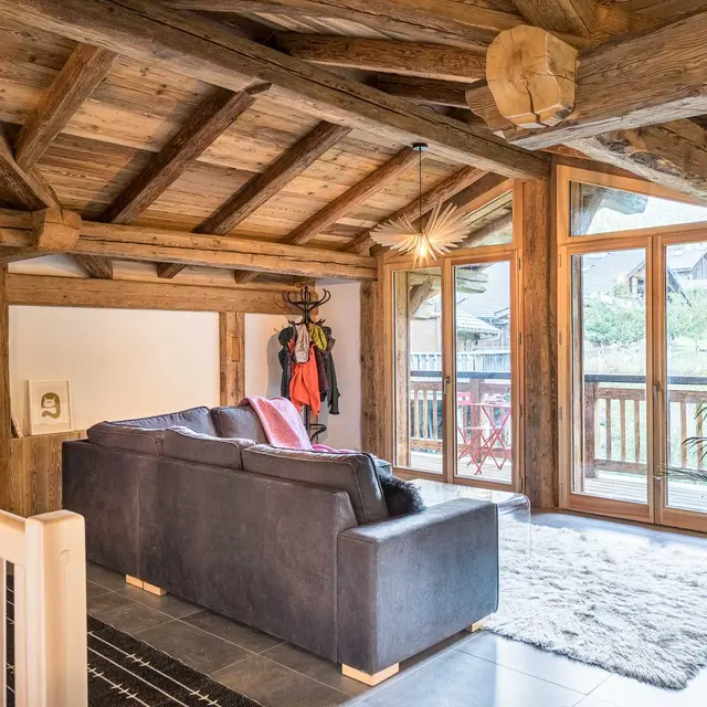Le Refuge au pied d'Hauto