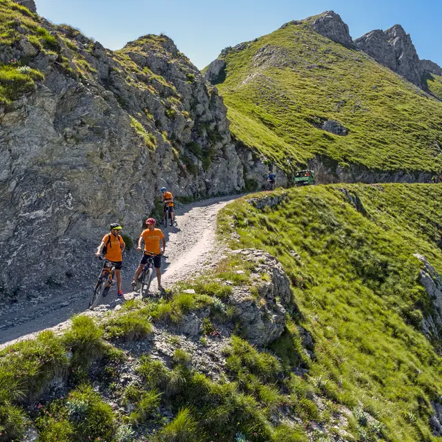 Randonnée VTT(AE) Col des Seigneurs - Le Rédempteur Haute Route du Sel Menton Riviera & Merveilles_La Brigue