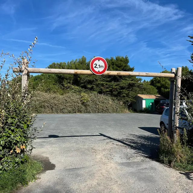 Parking de l'Anse du Fourneau_Les Portes-en-Ré