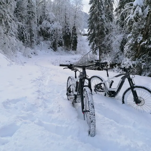 VTT-électrique-sur-neige-abondance