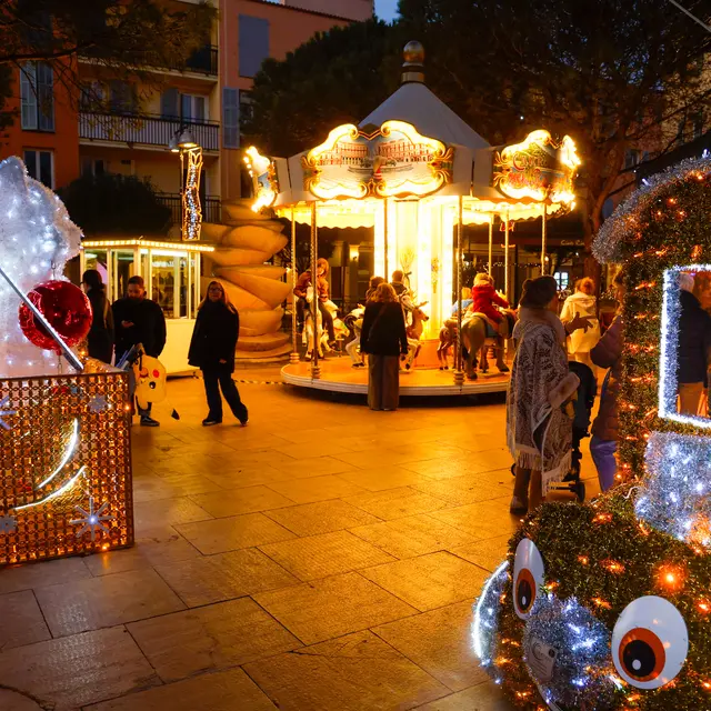 Square enchanté_Saint-Tropez