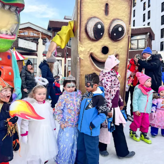 Mardi Gras_Isola 2000