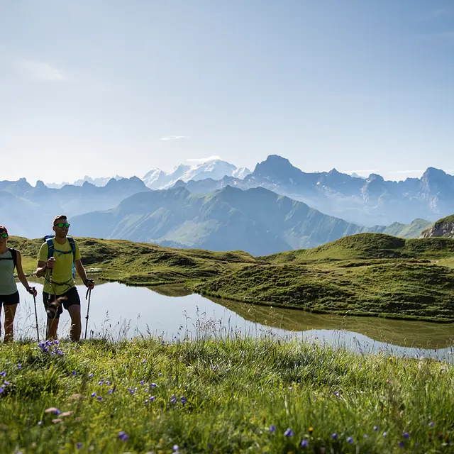 trekking