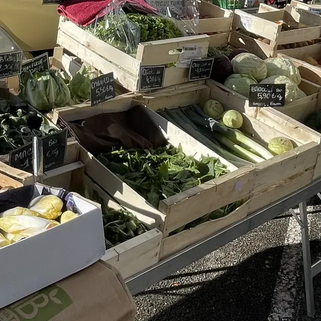 Marché hebdomadaire de Vézénobres_Vézénobres