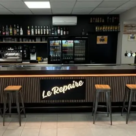 Le Repaire_Mondragon