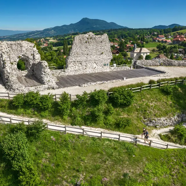 Vestiges du château de Faucigny, un site de PAYSALP culture et patrimoine_Faucigny