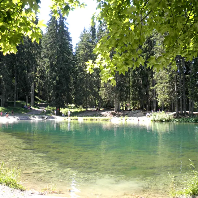 Lac des Evettes à Flumet