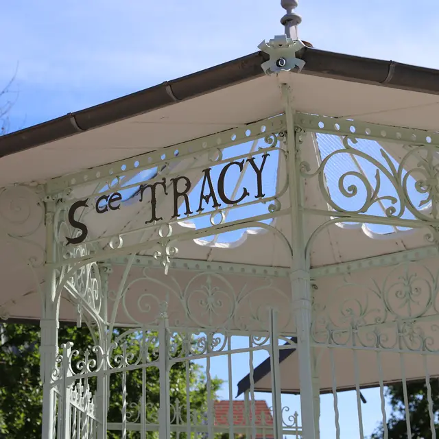 Kiosque de la source Tracy