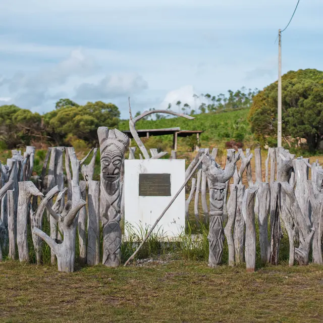 Le mémorial du camp des Arabes