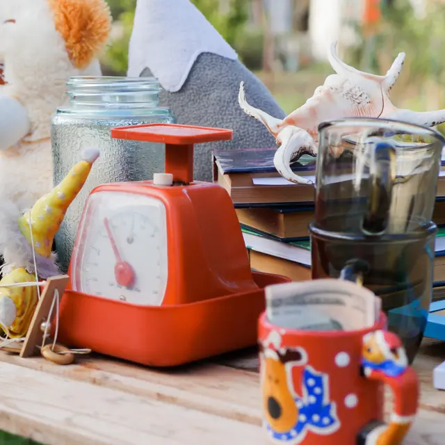 Vide-Grenier des Valayans / 2ème samedi du mois_Pernes-les-Fontaines