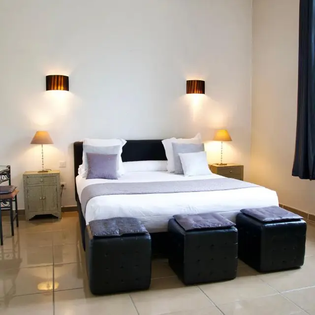 La Maison Ciara_Orange