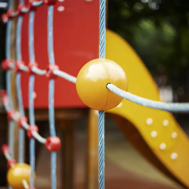 Aire de jeux_Labastide-Saint-Pierre